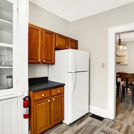 Appartamento Stylish Urban Flat. Quiet Area Close To Bottleworks/ Downtown Indianapolis Esterno foto